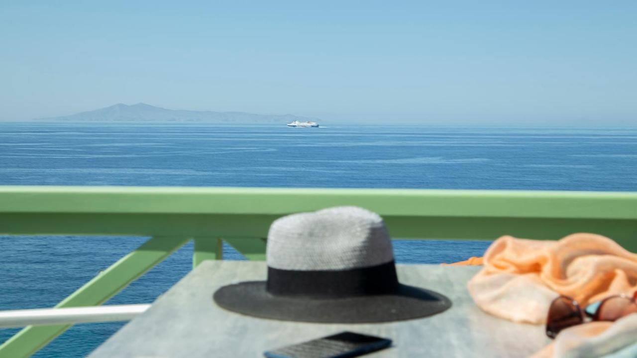 Corali Suites Andros Batsi  Exterior photo